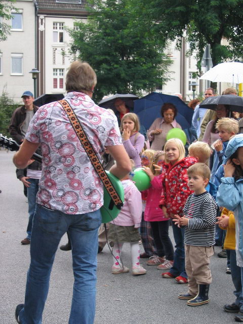 gal/2007/2007 Ruettenscheider Kinderfest/2007 Saitentwist Ruettenscheider Kinderfest 1.9. 075.jpg